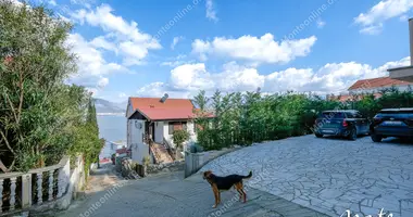 Villa 5 bedrooms in Tivat, Montenegro