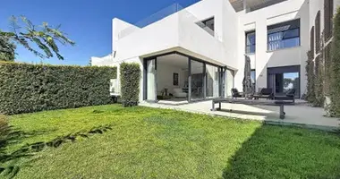 Квартира 3 спальни в Casares, Испания