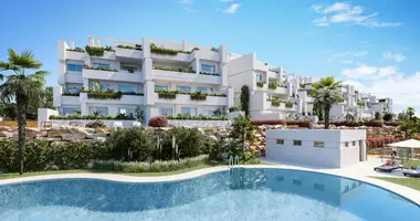 3 bedroom apartment in Estepona, Spain