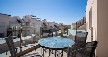 Mieszkanie 3 pokoi w Torrevieja, Hiszpania