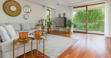 Appartement 4 chambres dans Voïvodie de Mazovie, Pologne
