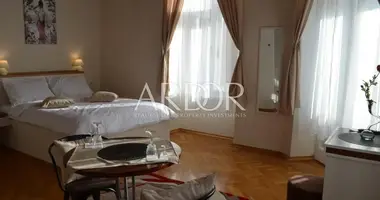 Wohnung 5 Schlafzimmer in Rijeka, Kroatien