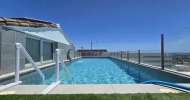 Apartamento 4 habitaciones en San Pedro Alcantara, Španjolska