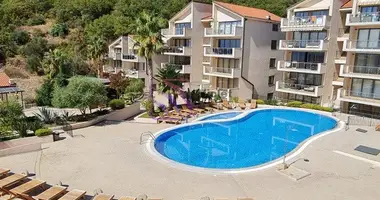Apartamento 1 habitación en Przno, Montenegro