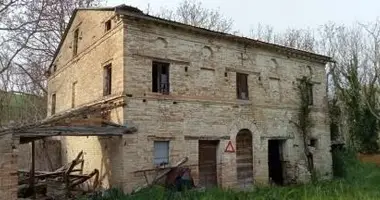 Casa 7 habitaciones en Terni, Italia