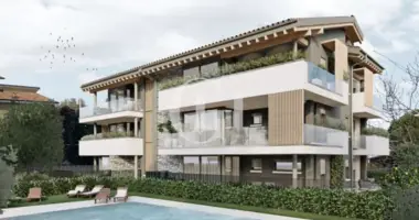 2 bedroom apartment in Desenzano del Garda, Italy