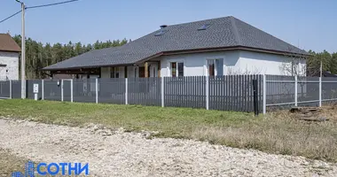 Dom wolnostojący w Kalodziscanski sielski Saviet, Białoruś