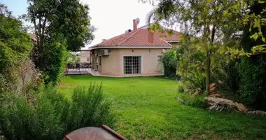 5 bedroom apartment in Limassol, Cyprus