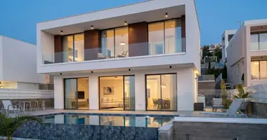 3 bedroom apartment in Chloraka, Cyprus