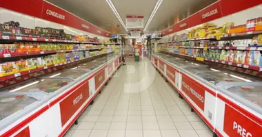 Tienda 437 m² en Helechosa de los Montes, Španjolska