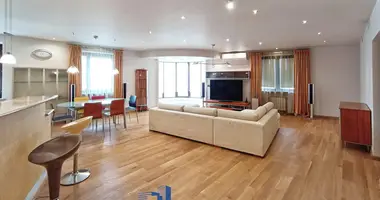 Apartamento 3 habitaciones en Minsk, Belarús