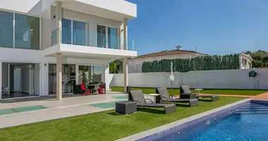Villa en Serrabrava, Španjolska