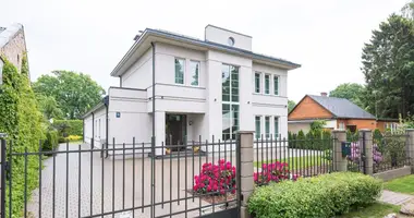 Дом 5 комнат в Юрмала, Латвия