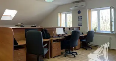 Pomieszczenie biurowe 274 m² w Muchaviecki sielski Saviet, Białoruś