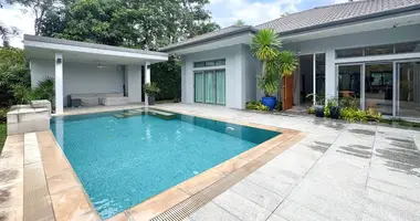 Apartamento 4 habitaciones en Si Sunthon, Tailandia