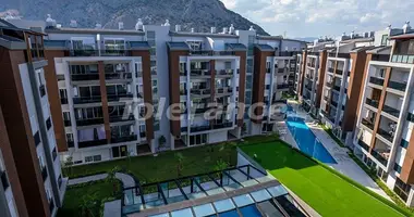 Apartamento 3 habitaciones en Konyaalti, Turquía