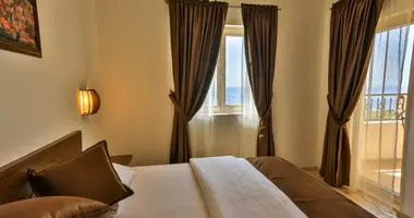 Appartement 4 chambres dans Katun Rezevici, Monténégro