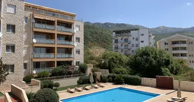 Mieszkanie 4 pokoi w Becici, Czarnogóra