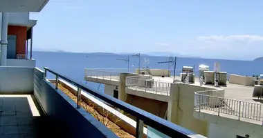 Apartamento 3 habitaciones en Loutraki Perachora Agioi Theodoroi Municipality, Grecia
