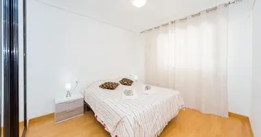 Mieszkanie 2 pokoi w Torrevieja, Hiszpania