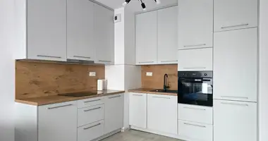 Квартира 2 комнаты в Варшава, Польша