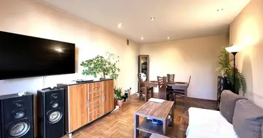 Mieszkanie 2 pokoi w Łódź, Polska