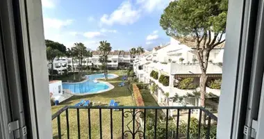 2 bedroom apartment in Estepona, Spain
