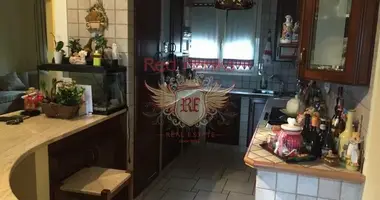 Villa 3 bedrooms in Collecorvino, Italy