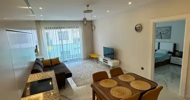 Квартира 2 комнаты в Муратпаша, Турция