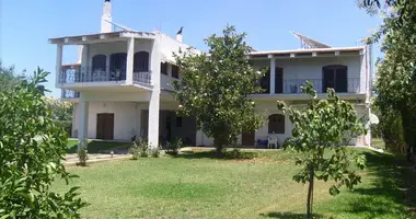 Villa 10 bedrooms in Dirfyon - Messapion Municipality, Greece