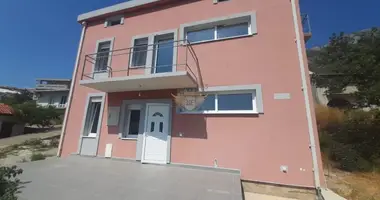 Casa 6 habitaciones en Montenegro