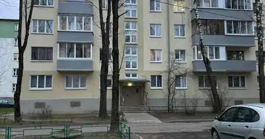 Apartamento 3 habitaciones en Minsk, Belarús