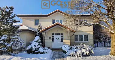 6 room house in Smolice, Poland
