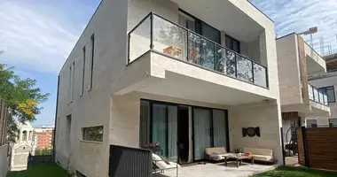 Villa for rent in Tbilisi, Bagebi!!! dans Tbilissi, Géorgie