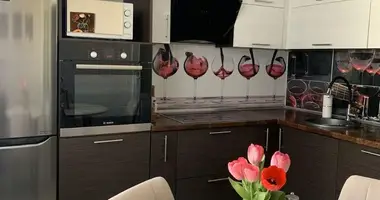 Apartamento 3 habitaciones en Lyasny, Belarús