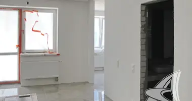3 room apartment in Muchaviecki sielski Saviet, Belarus