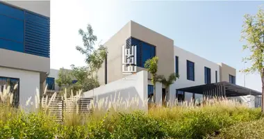 Villa 2 rooms in Sharjah, United Arab Emirates
