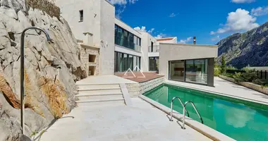 Villa 7 habitaciones en Prcanj, Montenegro