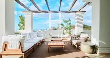 Penthouse 2 bedrooms in Marbella, Spain