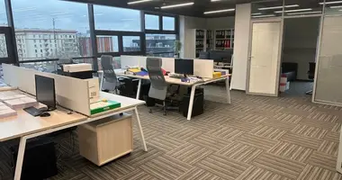 Pomieszczenie biurowe 690 m² w Moskwa, Rosja
