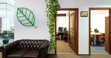 Propiedad comercial 194 m² en Varsovia, Polonia