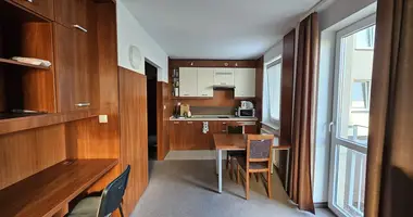 Kawalerka 1 pokój w Warszawa, Polska