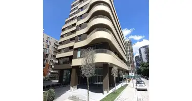 Квартира 4 комнаты в Тирана, Албания