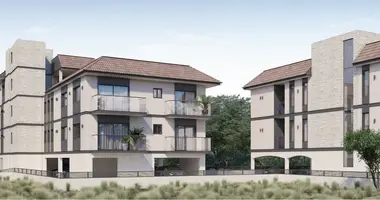 2 bedroom apartment in Koinoteta Agiou Tychona, Cyprus