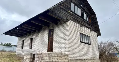 Casa en Zodzinski sielski Saviet, Belarús