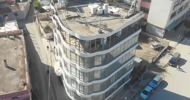 Propiedad comercial 888 m² en Bashkia Vlore, Albania