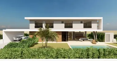 4 bedroom apartment in Oroklini, Cyprus
