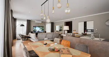 Dom 6 pokojów w Marupe, Łotwa