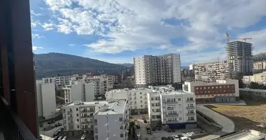 Apartamento 3 habitaciones en Tiflis, Georgia