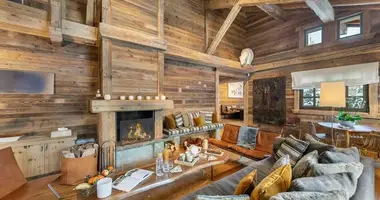Chalet 7 bedrooms in Courchevel, France